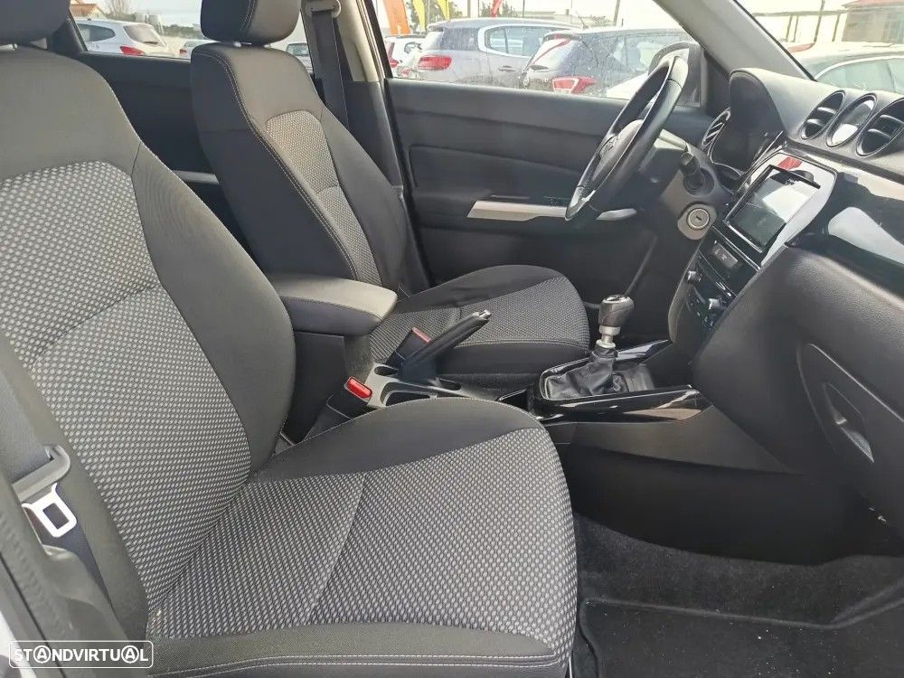 Suzuki Vitara - 14