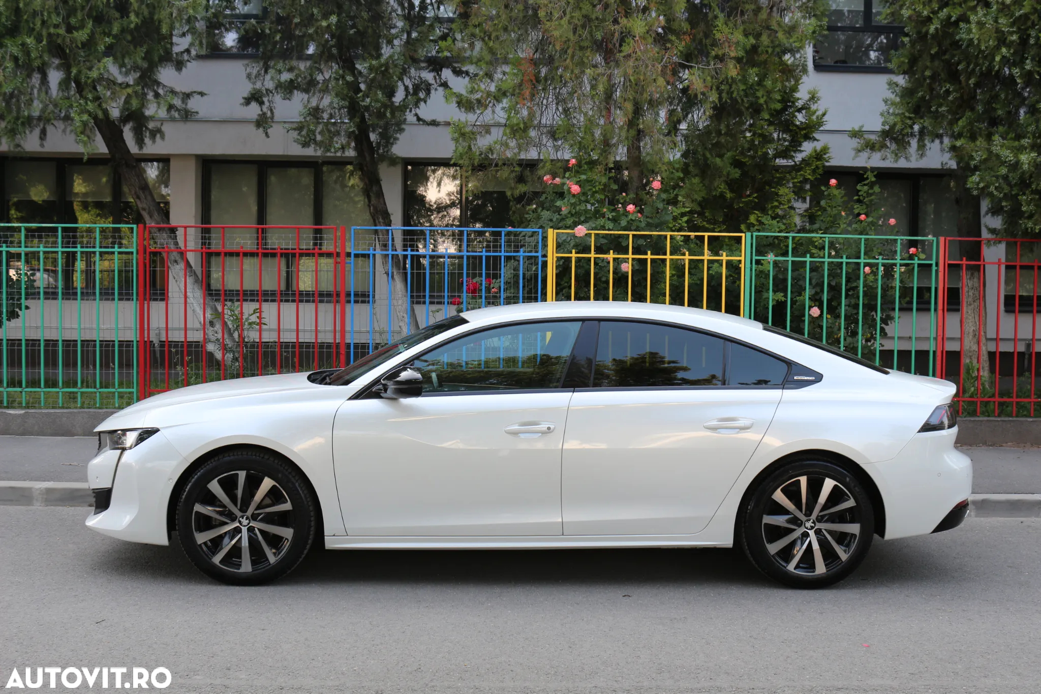 Peugeot 508 PureTech 180 EAT8 GT - 3