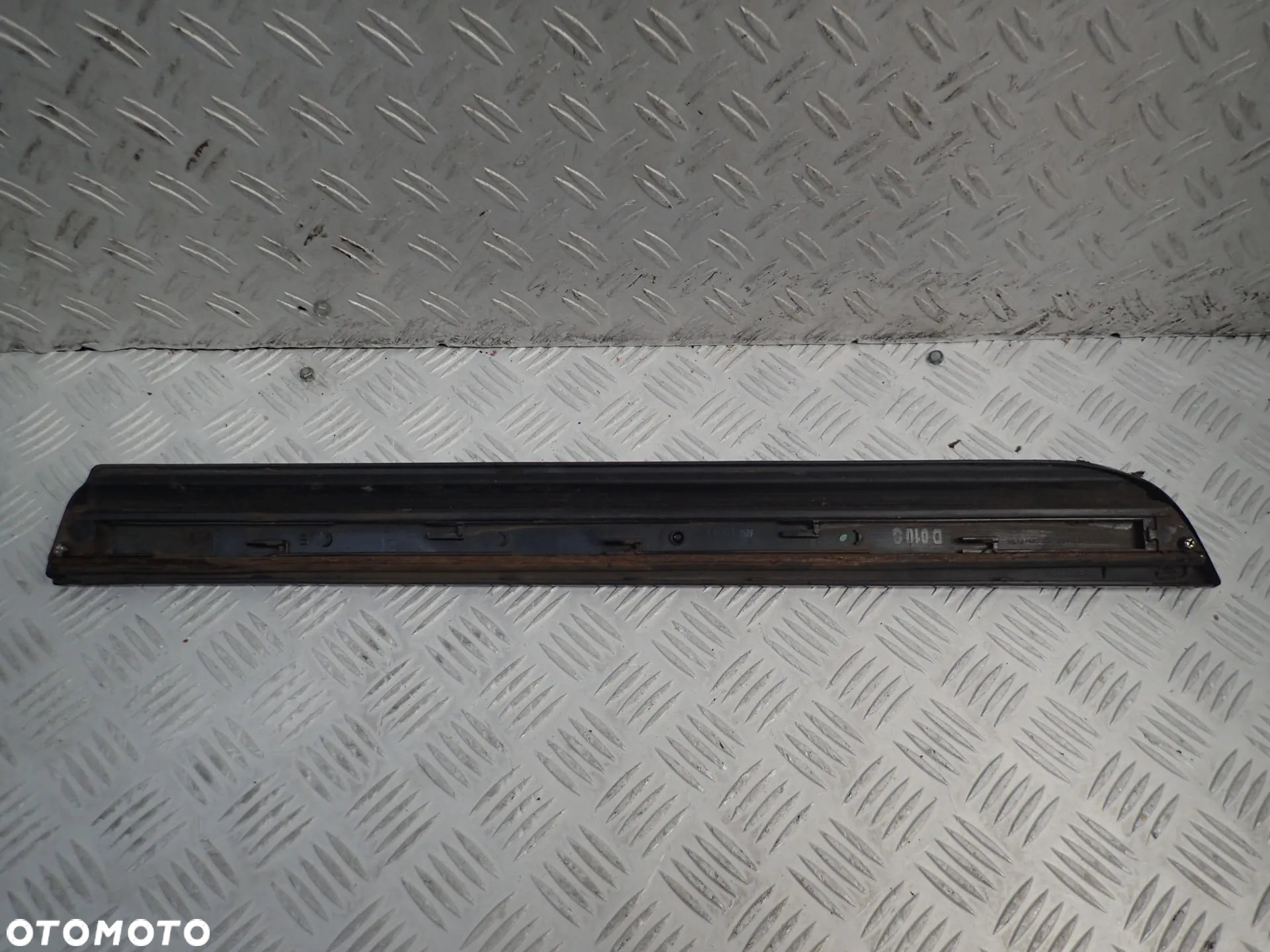 AUDI A4 B6 LISTWA DOLNA DRZWI LEWY TYŁ 8E0853969D RADOM - 2