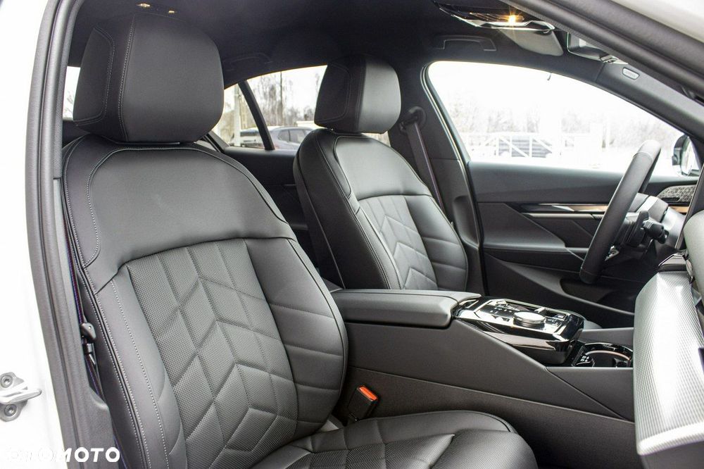 BMW Seria 5 - 22