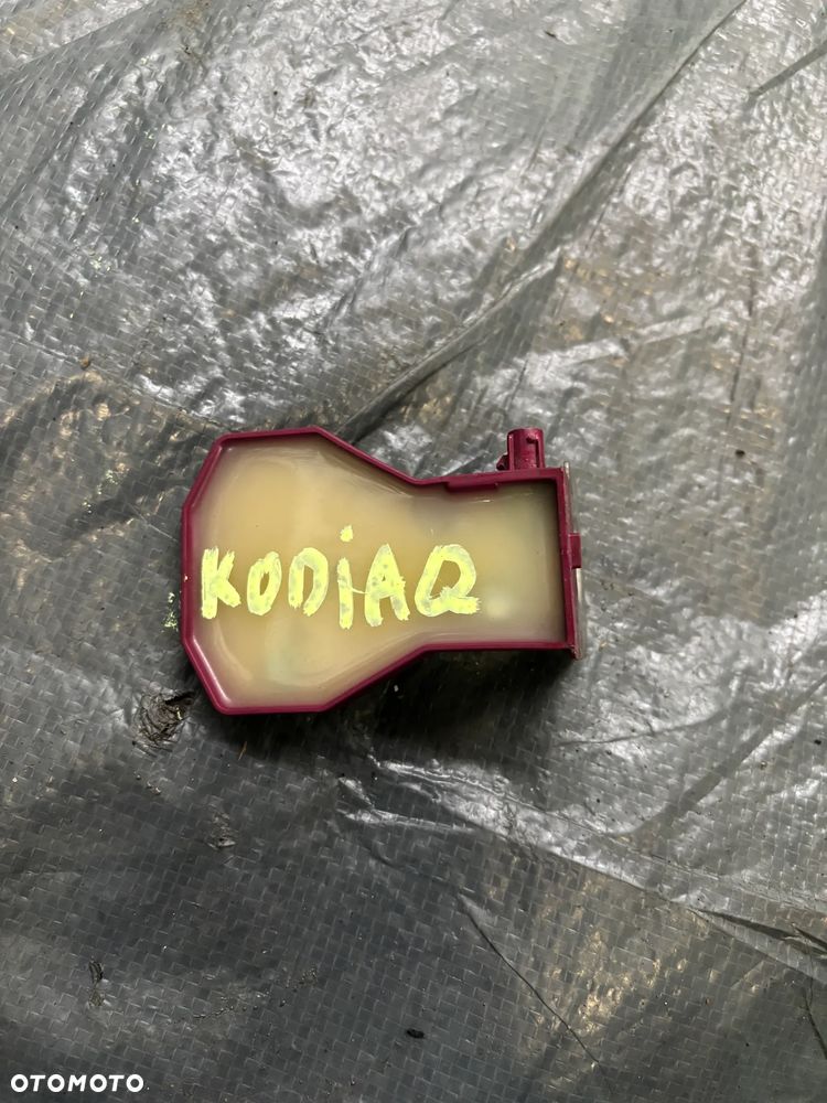Skoda Kodiaq lift wzmacniacz anteny 565035497A - 2