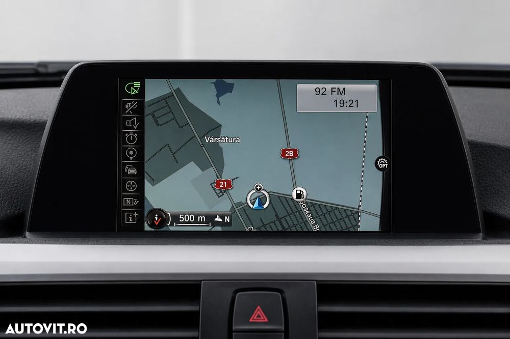 BMW Seria 3 318d Aut. - 26