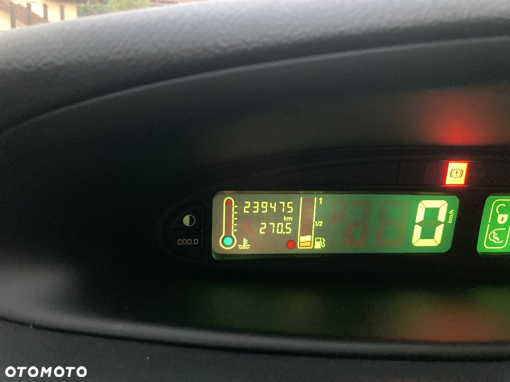 Citroën Xsara Picasso - 9