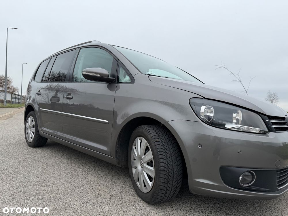 Volkswagen Touran 2.0 TDI Highline - 8