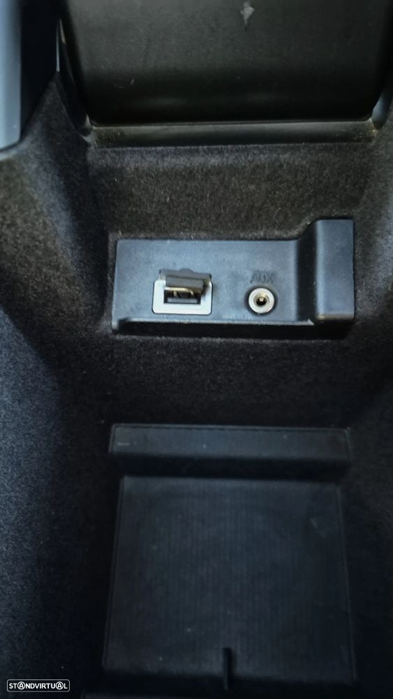 Volvo V60 D6 Plug-In-Hybrid AWD Geartronic Momentum - 30