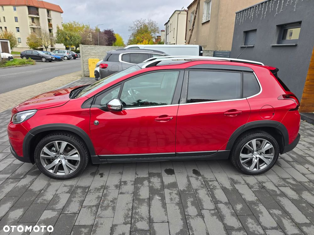 Peugeot 2008 1.2 Pure Tech GPF Crossway S&S EAT6 - 5