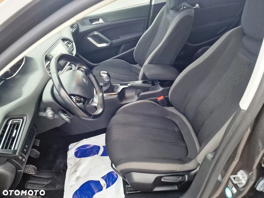 Peugeot 308 PureTech 110 Stop & Start Allure - 18