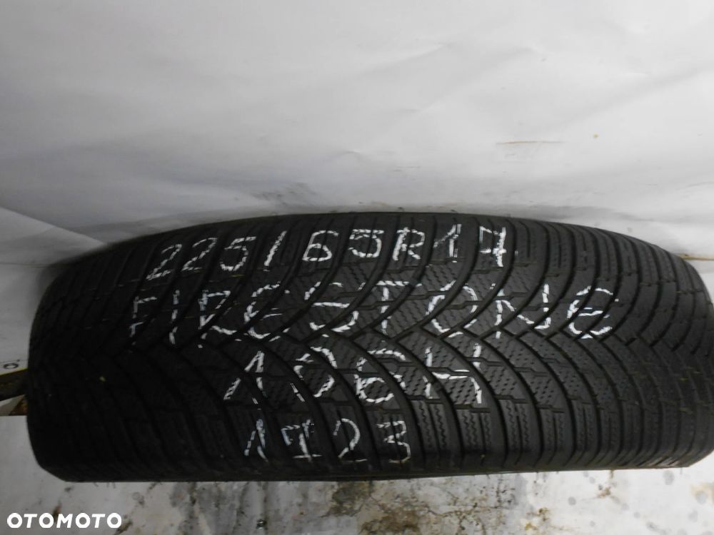 OPONA POJEDYNKA  225/65R17 FIRESTONE WINTERHAWK 4 DOT 1723 7.8MM - 1
