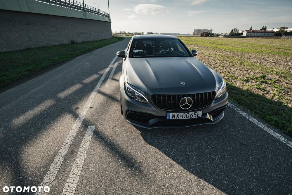 Mercedes-Benz Klasa C AMG 63 S - 8