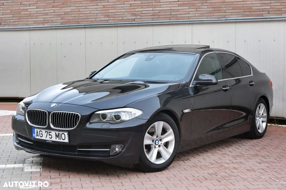 BMW Seria 5 520d Sport-Aut. BluePerformance - 2