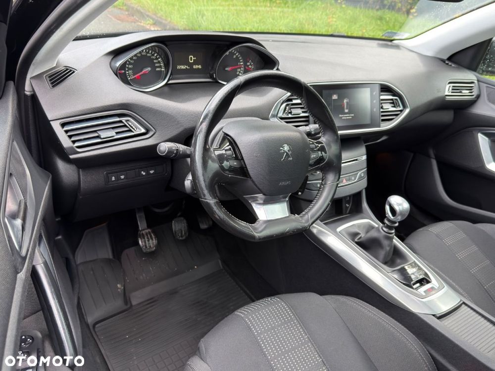 Peugeot 308 - 21