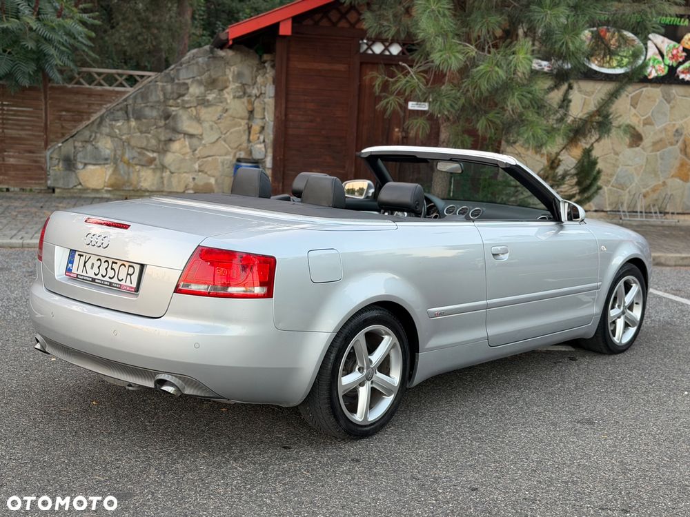 Audi A4 Cabrio 2.0 TDI DPF - 16