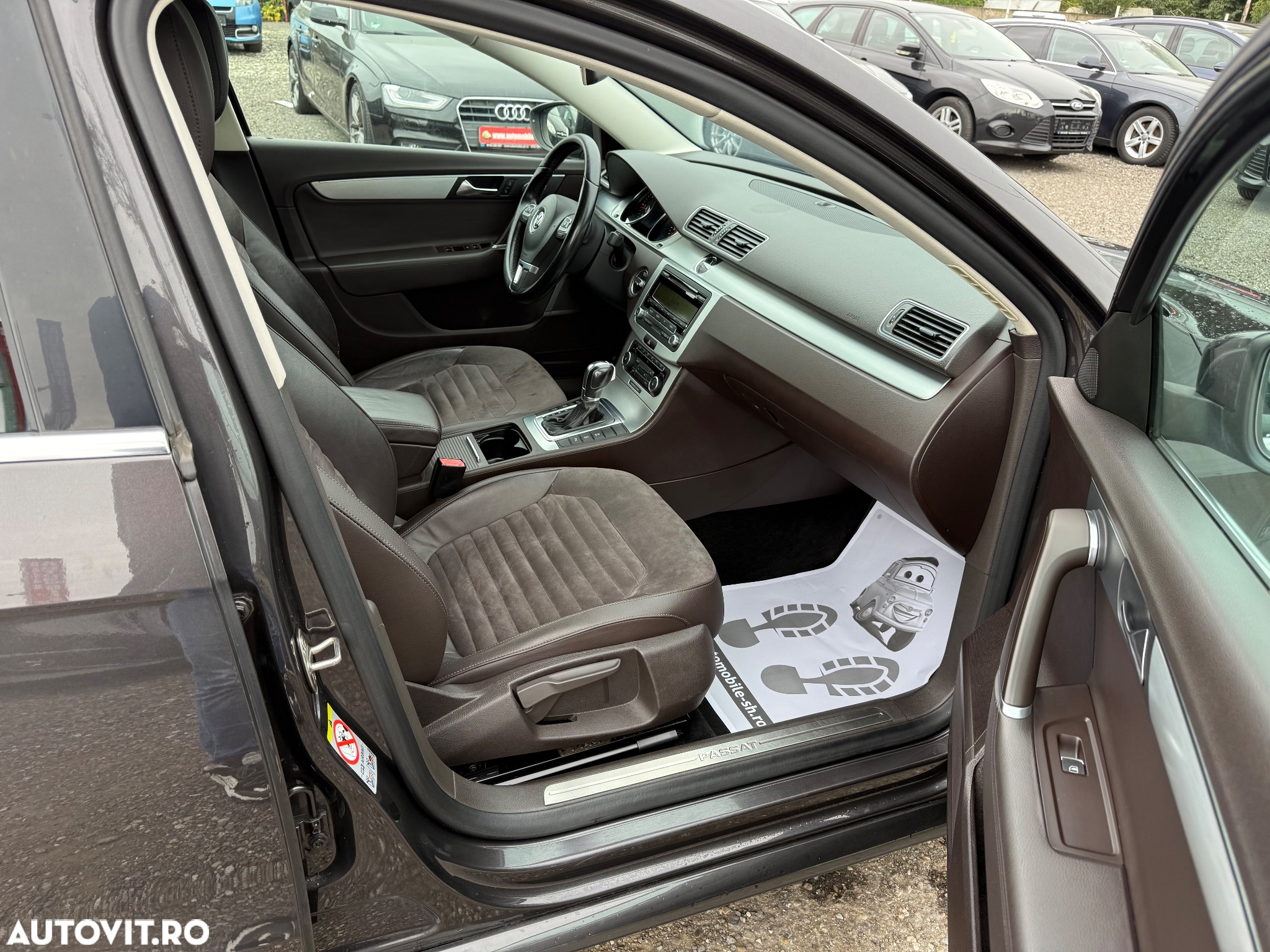 Volkswagen Passat Variant 2.0 TDI DSG BlueMotion Technology Highline - 9