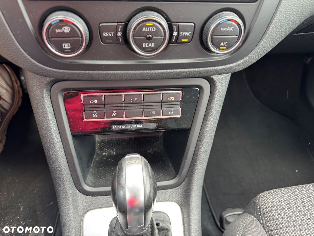 Volkswagen Sharan 2.0 TDI DSG (BlueMotion Technology) Highline - 22