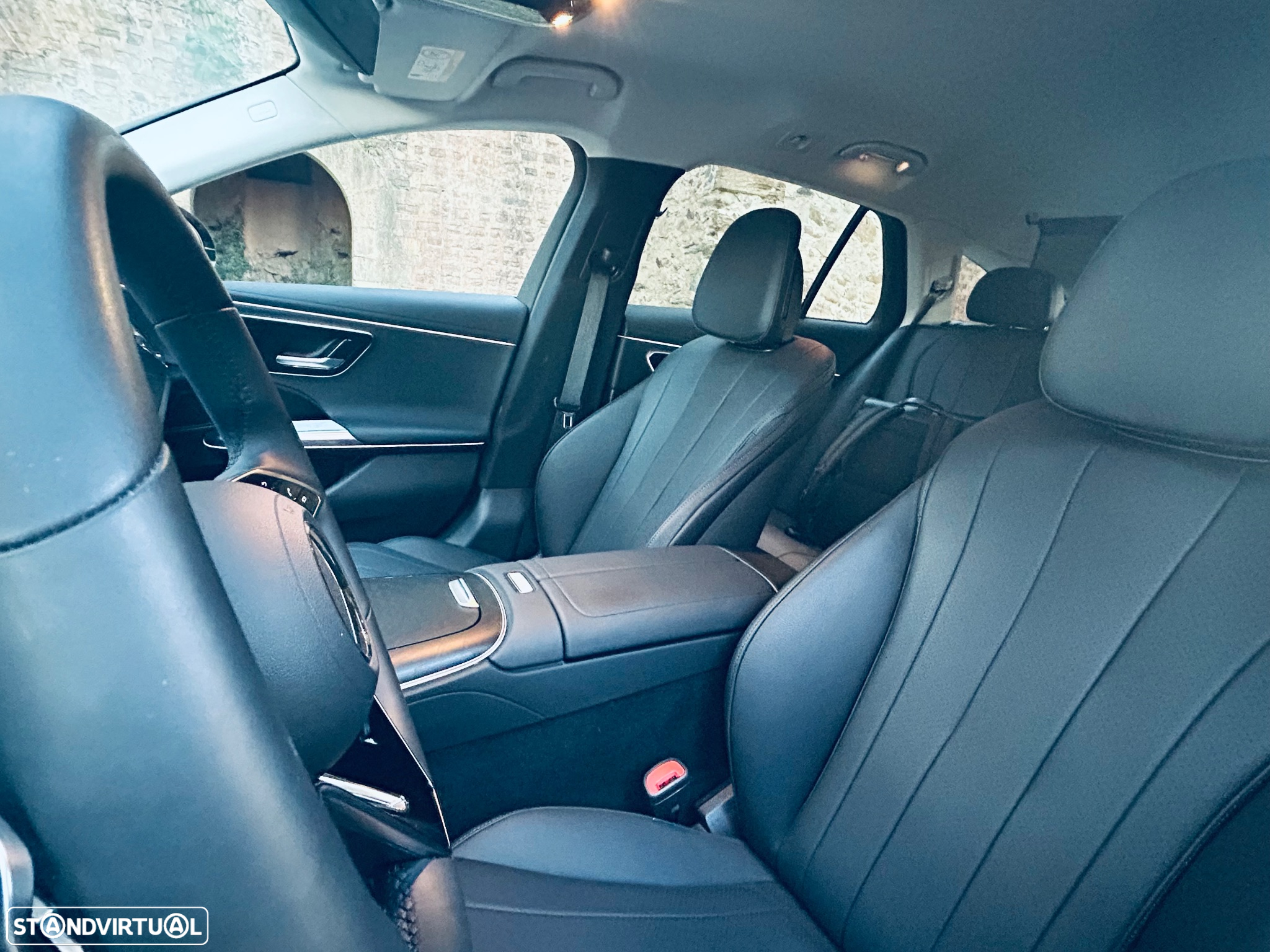Mercedes-Benz E 300 e Avantgarde - 13