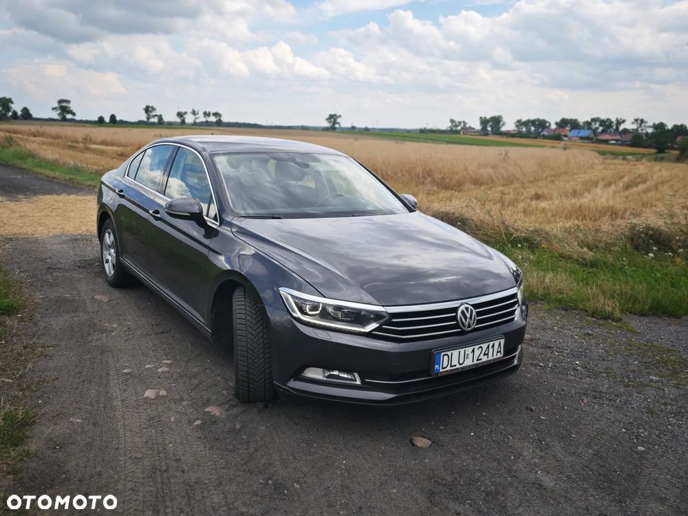Volkswagen Passat - 7