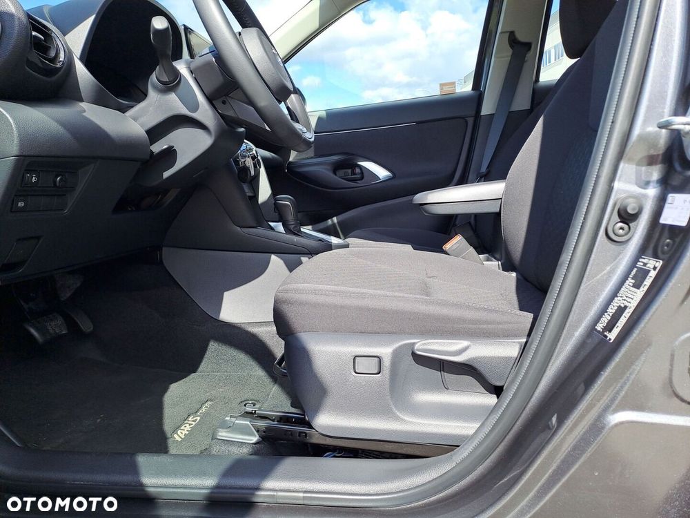 Toyota Yaris Cross Hybrid 1.5 Comfort - 12