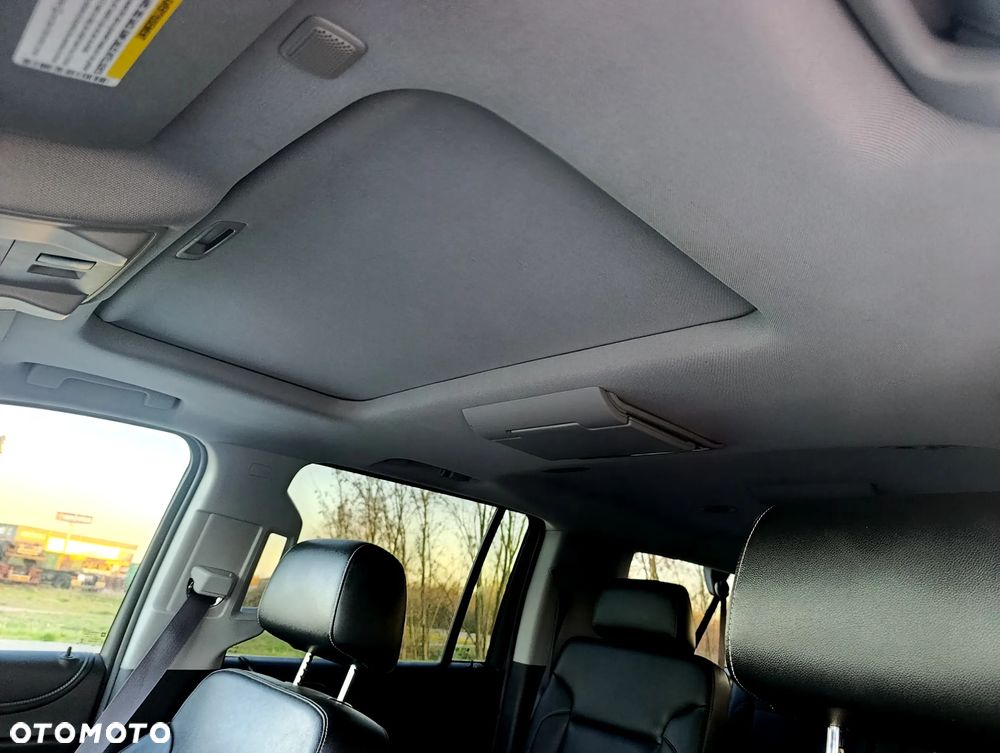 GMC Yukon 5.3 SLE - 33