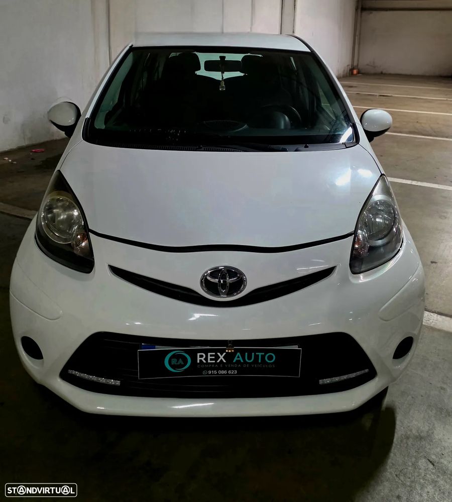 Toyota Aygo 1.0 Power Pack+AC+JLL+VSC - 2