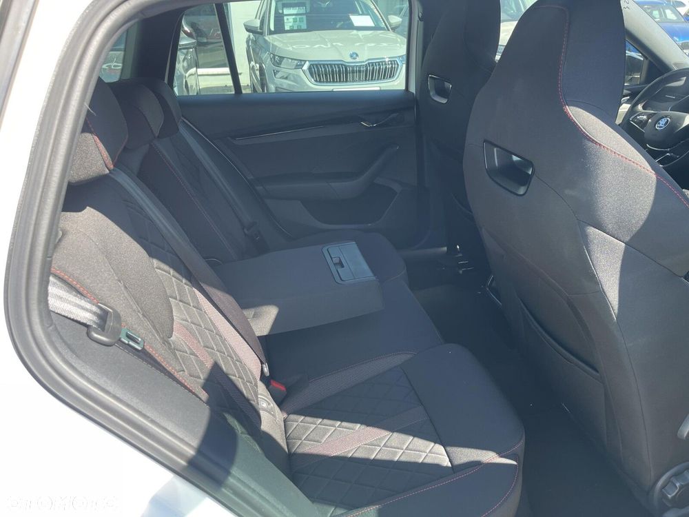 Skoda Octavia 2.0 TDI RS DSG - 21