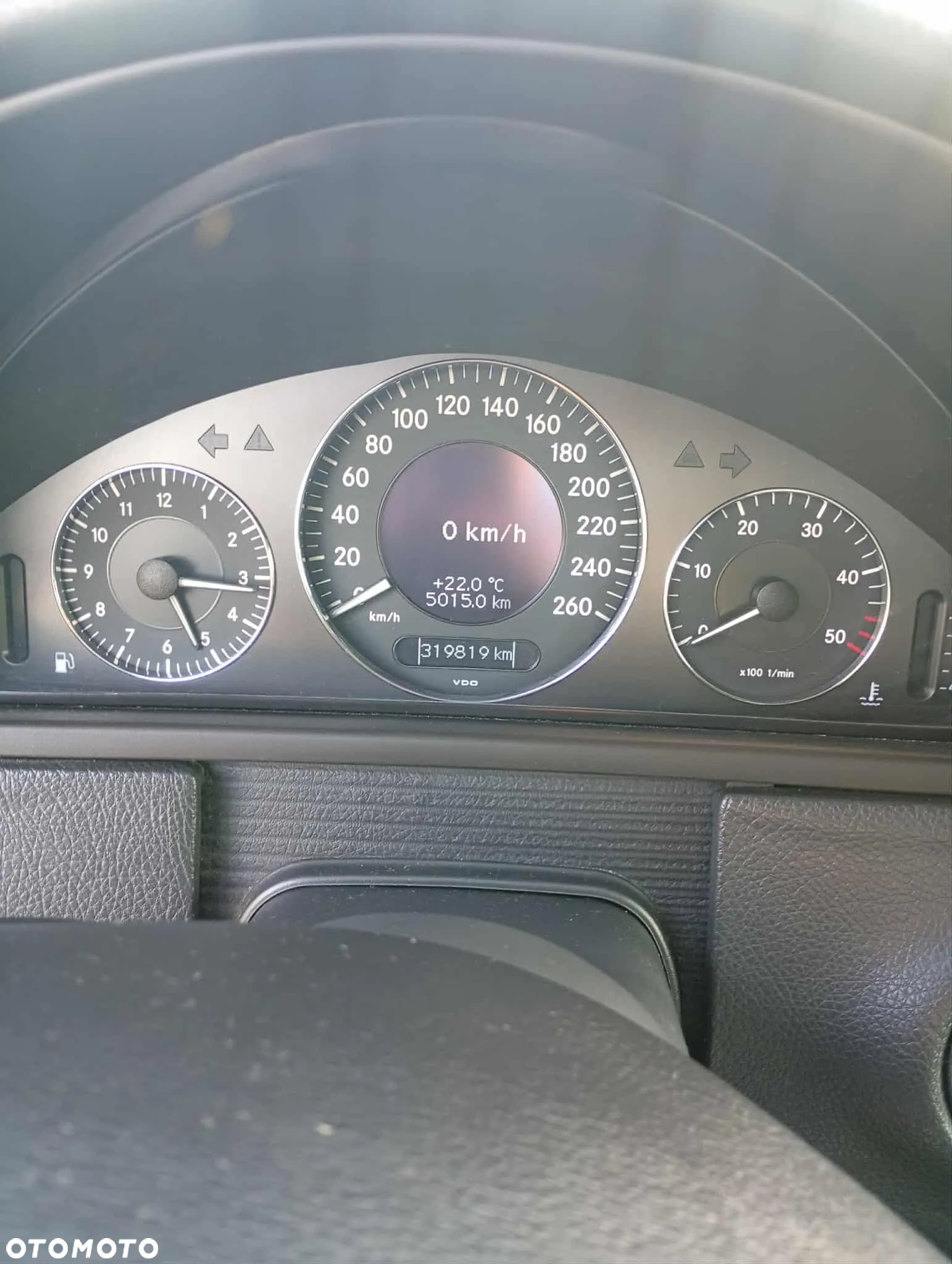 Mercedes-Benz CLK - 16