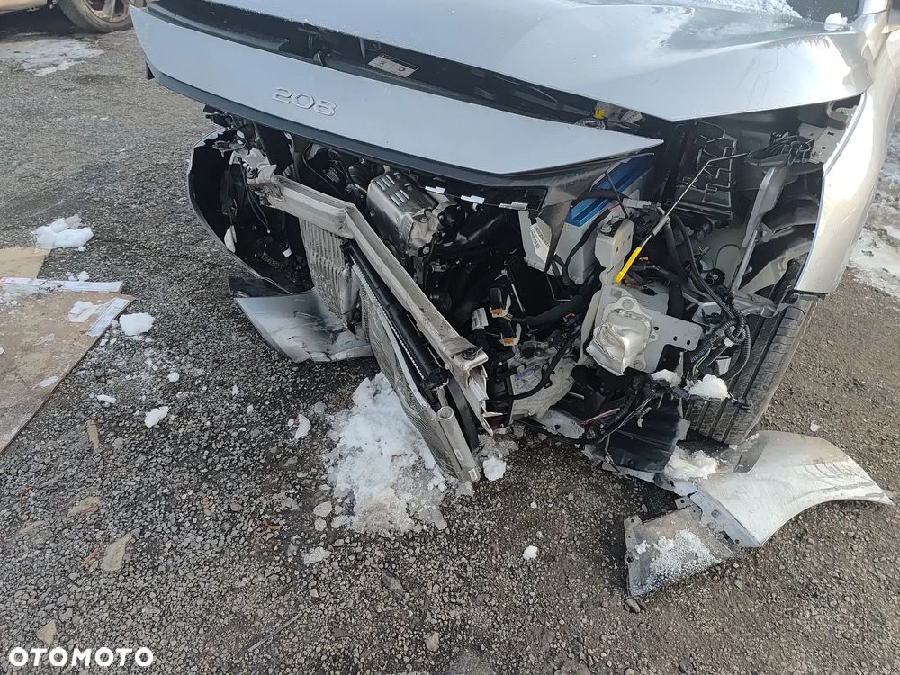 Peugeot 208 PureTech 130 EAT8 Allure Pack - 15