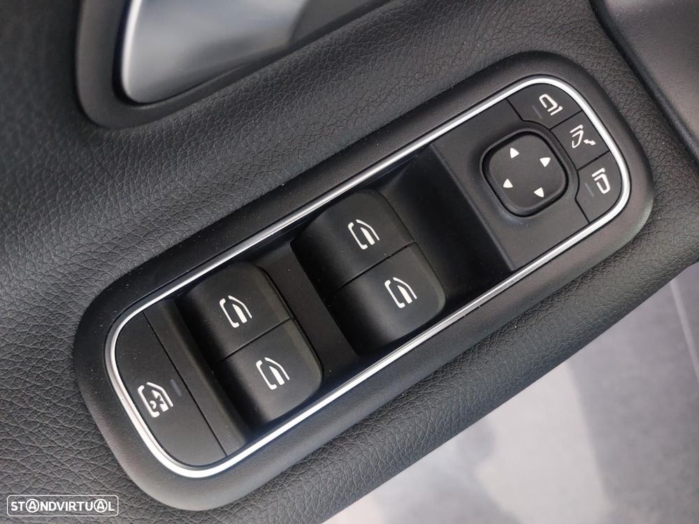 Mercedes-Benz A 250 e Style Plus - 16