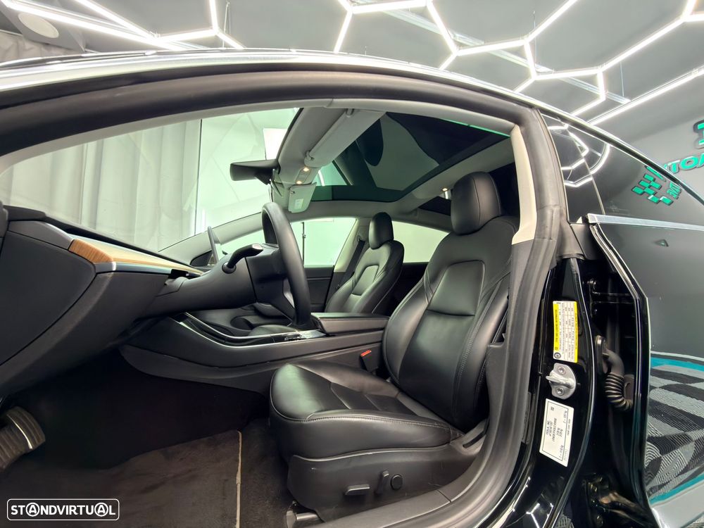 Tesla Model 3 Standard RWD Plus - 18