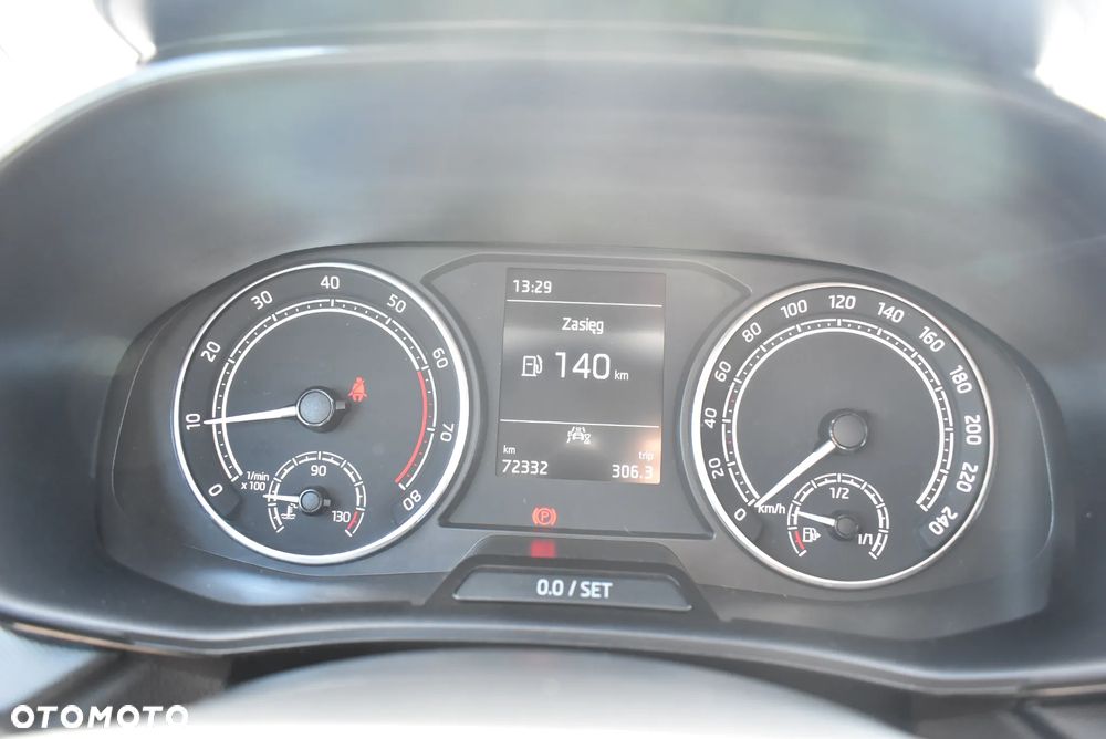 Skoda Fabia 1.0 Ambition - 26