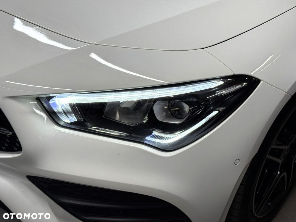 Mercedes-Benz CLA 200 AMG Line 7G-DCT - 37