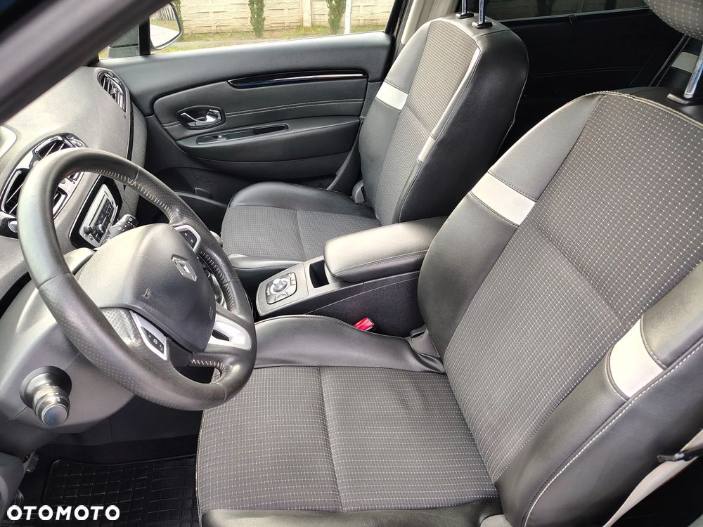 Renault Scenic dCi 130 FAP Start & Stop Bose Edition - 16