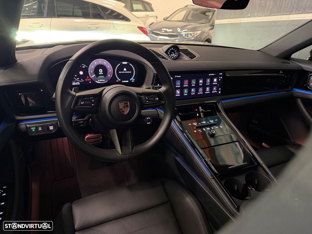 Porsche Panamera 4 E-Hybrid - 21