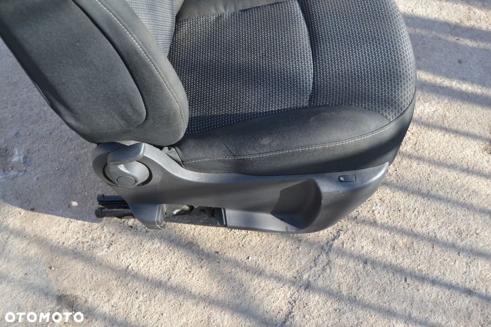 MERCEDES CITAN W415 RENAULT KANGOO FOTEL PRAWY PASAŻERA PODGRZEWANY POMORSKIE - 9