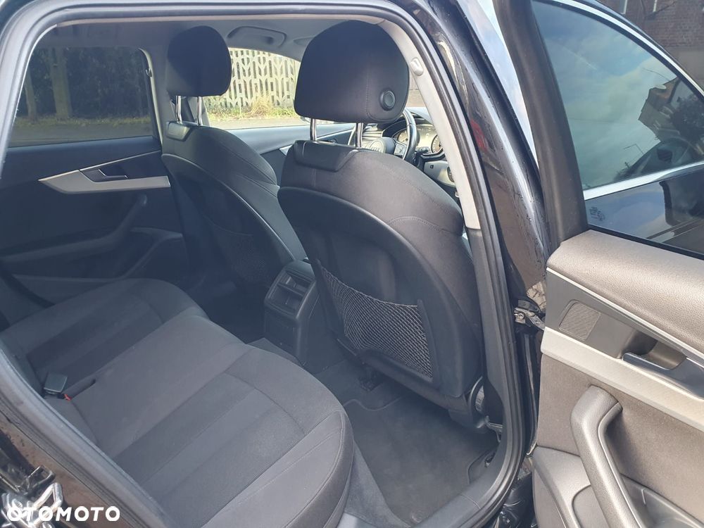 Audi A4 Avant 2.0 TDI ultra S tronic - 15