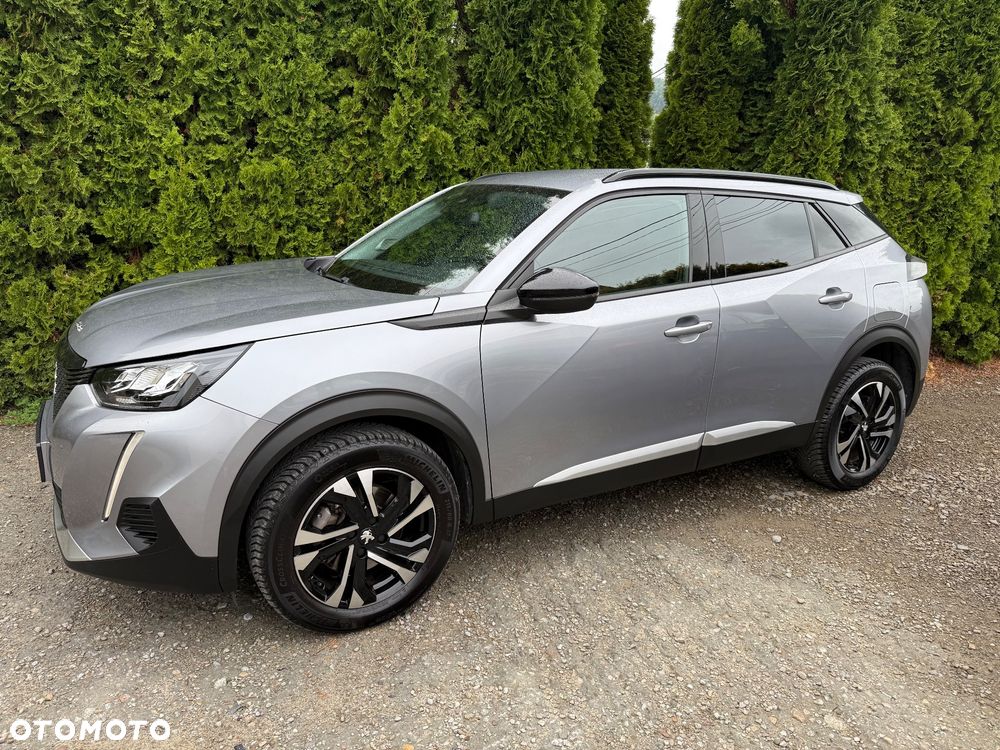 Peugeot 2008 BlueHDi 130 Allure S&S EAT8 - 3