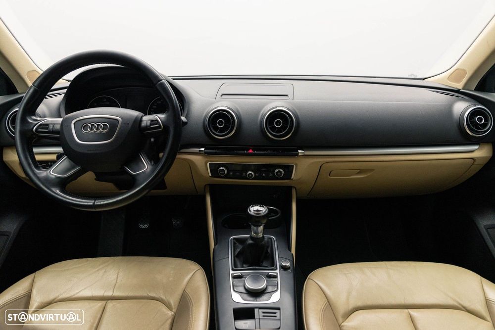 Audi A3 Sportback 1.6 TDI Design - 13