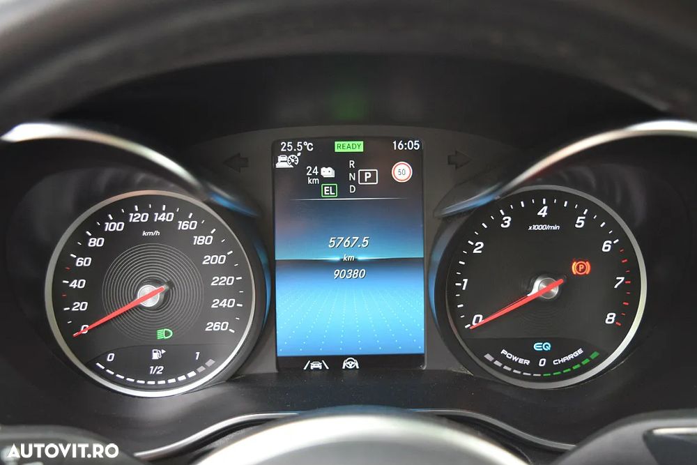 Mercedes-Benz GLC 300 e 4MATIC - 15