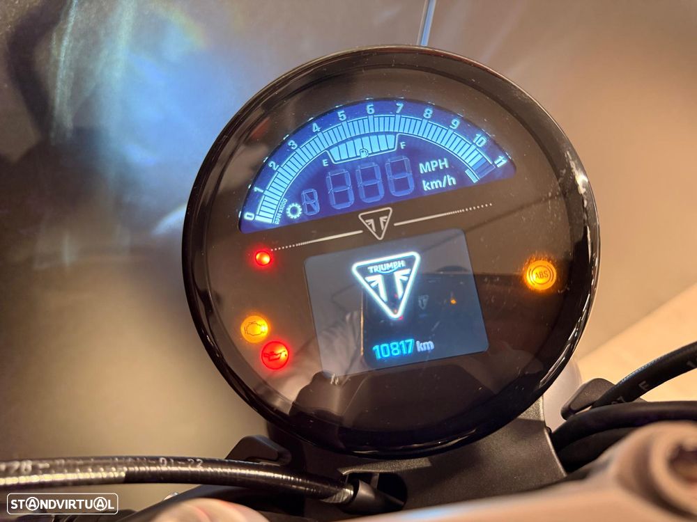 Triumph Trident - 13