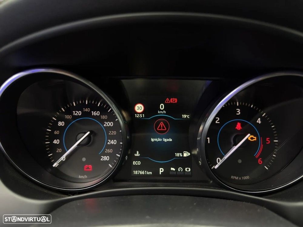 Jaguar XE 2.0 D R-Sport Aut. - 12