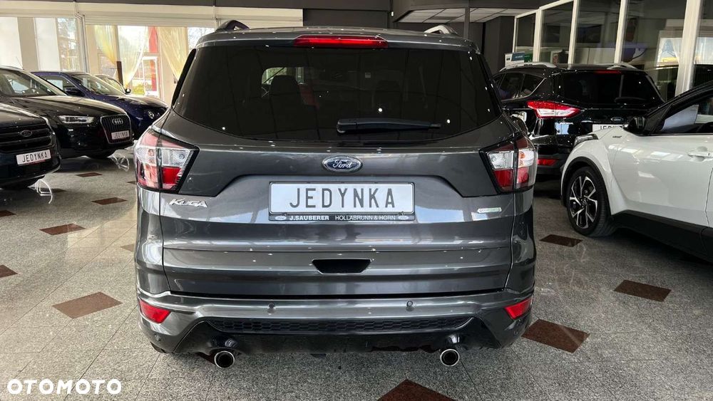 Ford Kuga - 5