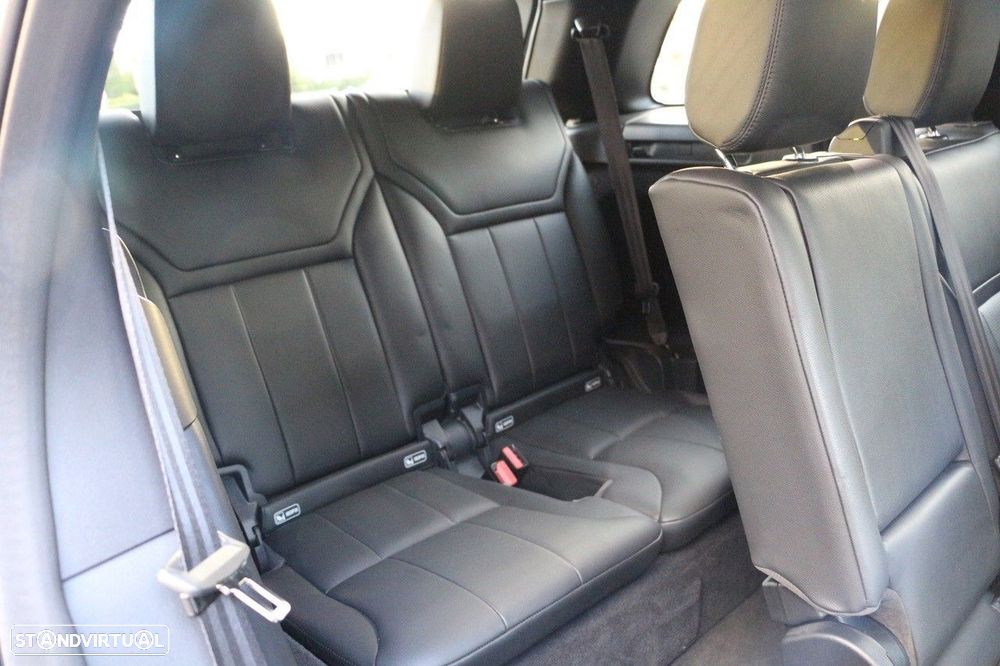 Land Rover Discovery 2.0 SD4 HSE Luxury Auto - 22