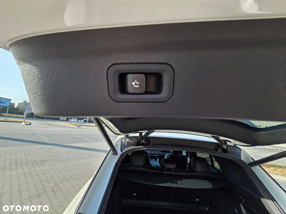 Mercedes-Benz GLE 300 d 4-Matic - 14