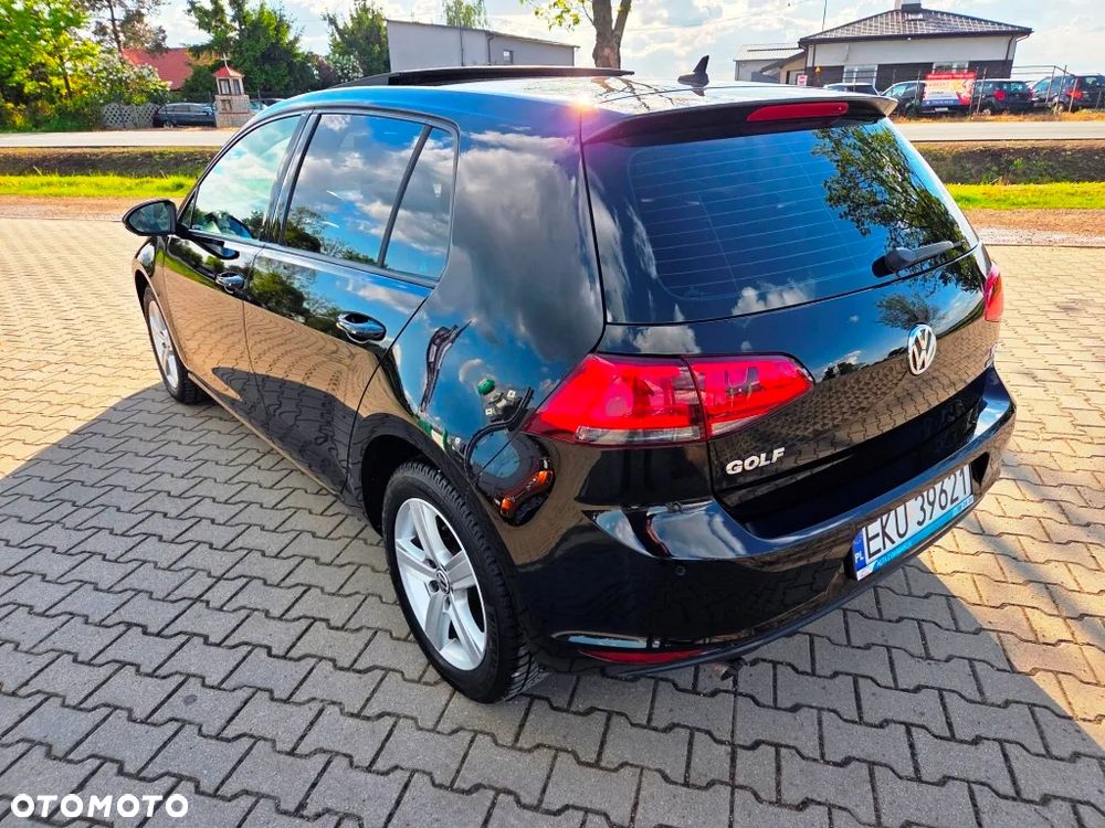 Volkswagen Golf 1.6 TDI Highline - 16