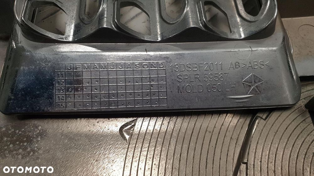 Dodge RAM 1500 Laramie Grill Atrapa 13dsbf2011 - 7