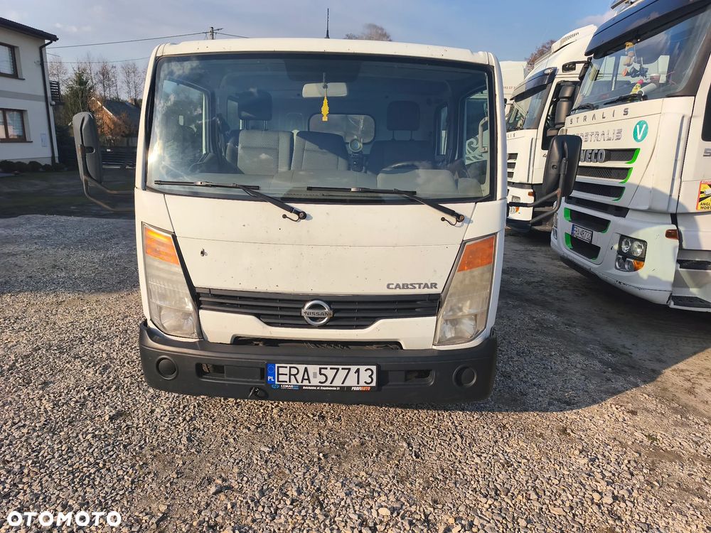 Nissan Cabstar - 3