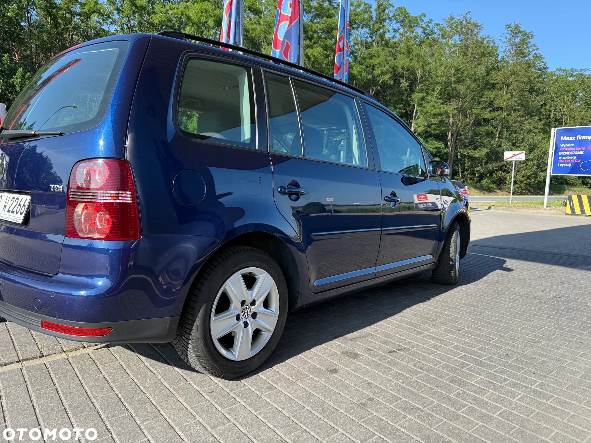 Volkswagen Touran 1.9 TDI Basis - 10