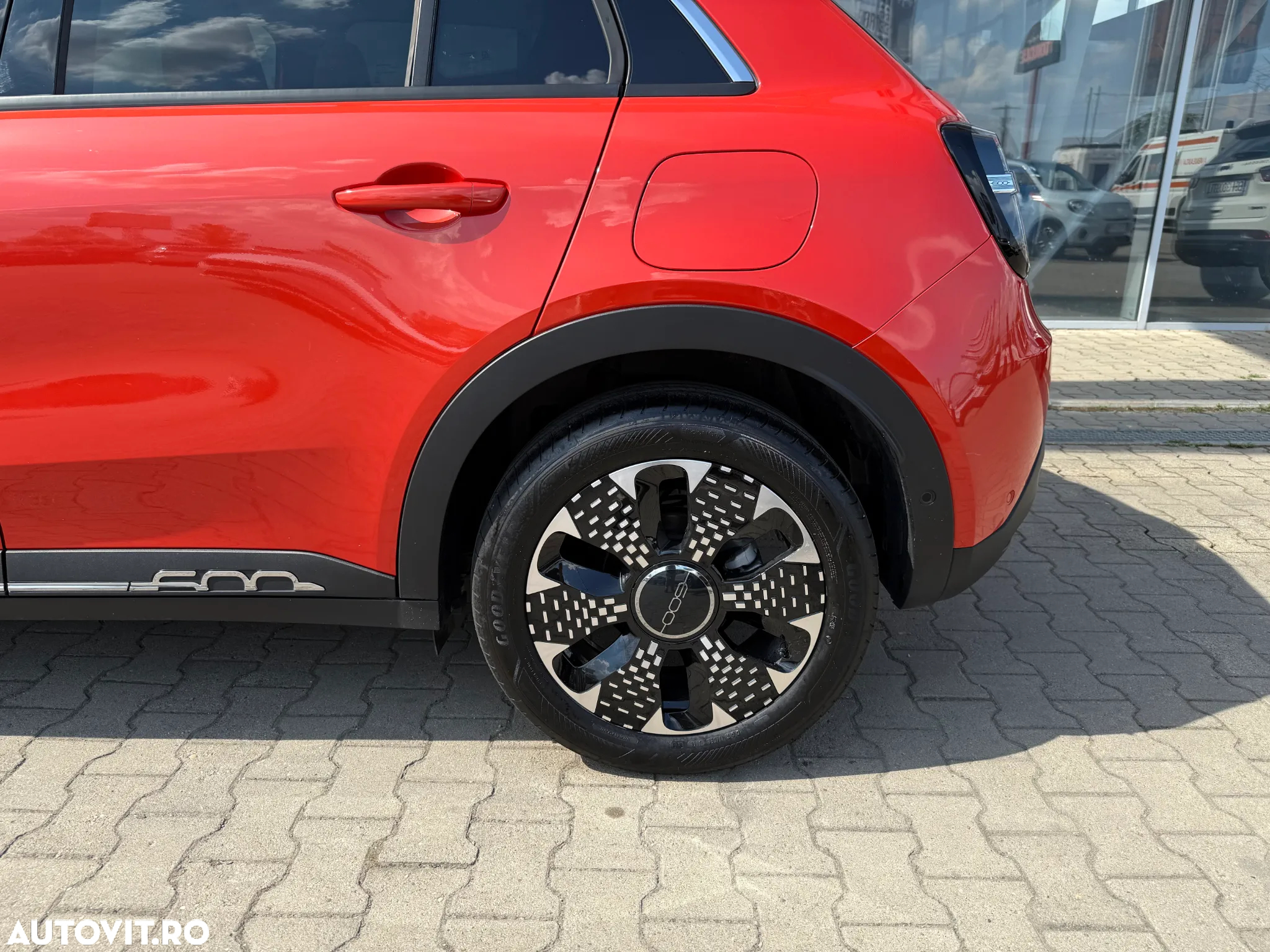 Fiat 600 HYBRID La Prima - 13