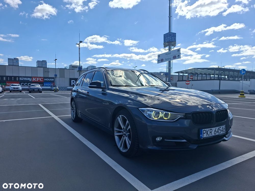 BMW Seria 3 328i Sport Line - 6