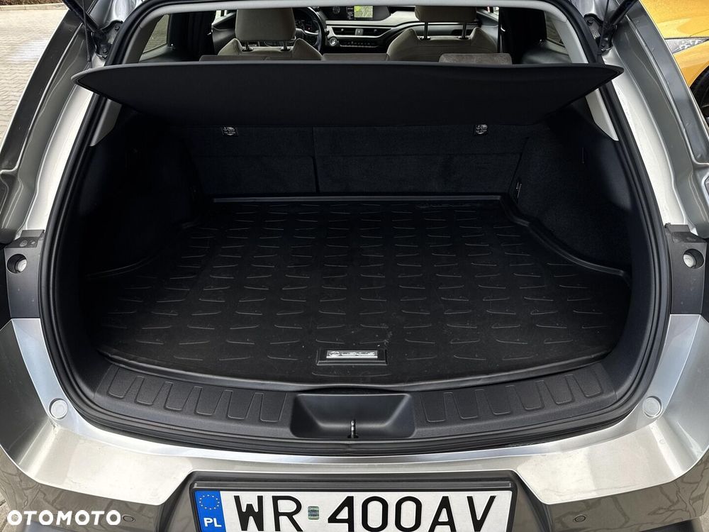 Lexus UX 200 Optimum 2WD - 32