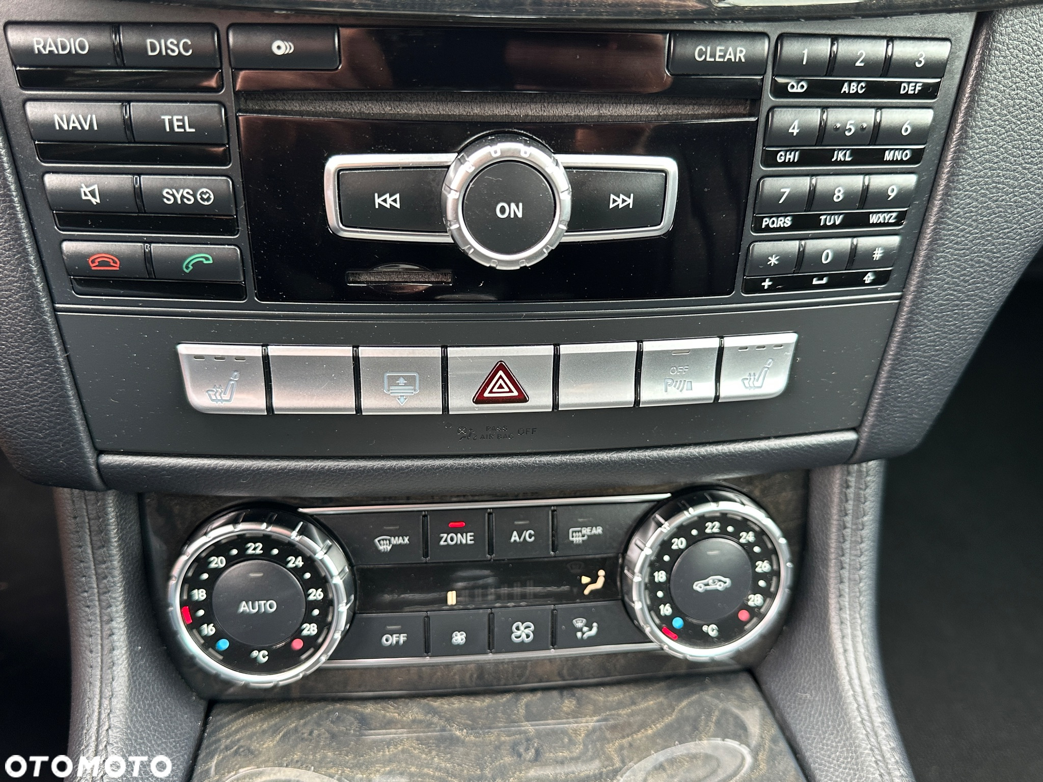 Mercedes-Benz CLS 350 CDI 4-Matic BlueEff - 34